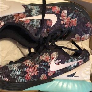 Floral Nike air Pegasus size 9.5